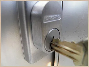 Elite Locksmith Services Chicago, IL 312-973-4902 - 10-commercial-lockouts