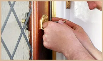 Elite Locksmith Services Chicago, IL 312-973-4902 - 2-lockout-service